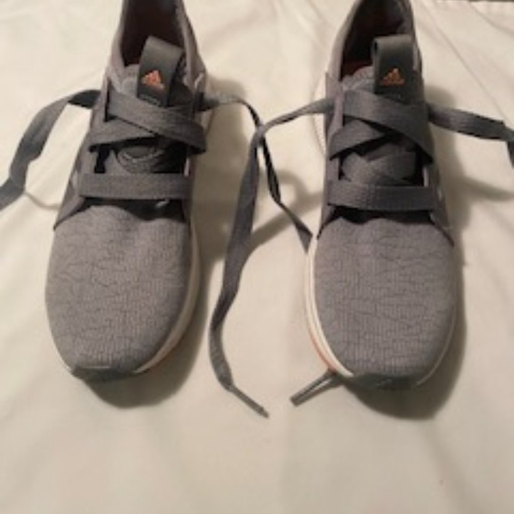 Addias Gray Bounce  Soft Material  Size 9